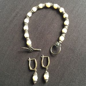 Fresh Water Pearl Bracelet & Earrings